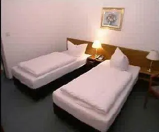 Greenline Hellfeld Hotell 3*