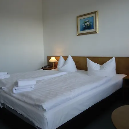 Hotell Greenline Hellfeld 3*
